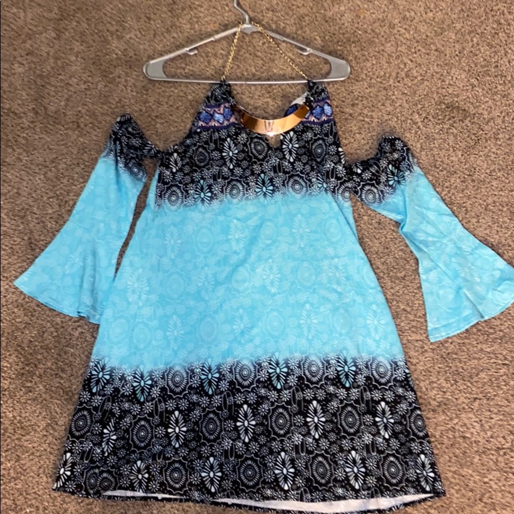 dress with metal necklace detail